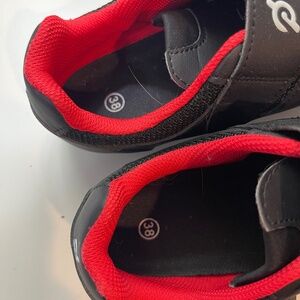 Peloton Women’s Clip-in Cycling Shoes